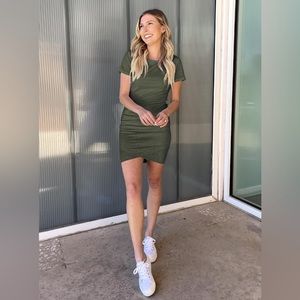 Women's Summer Casual Crew Neck Short Sleeve Mini Ruched Bodycon T Shirt Dress